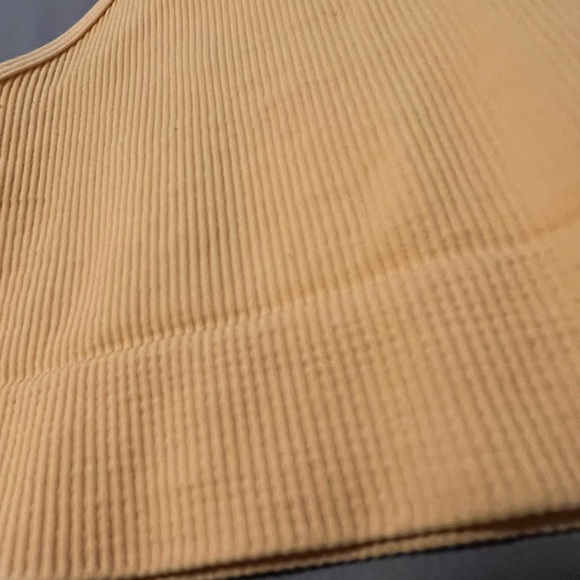 Cropped Yellow Ribbed Tank - Picture 3 of 5